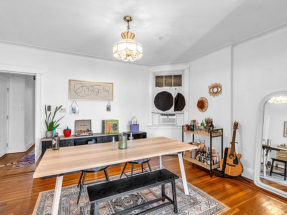 2nd image of 94 Broadway #2