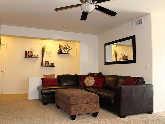 3rd image of 20888 N 93rd Ln