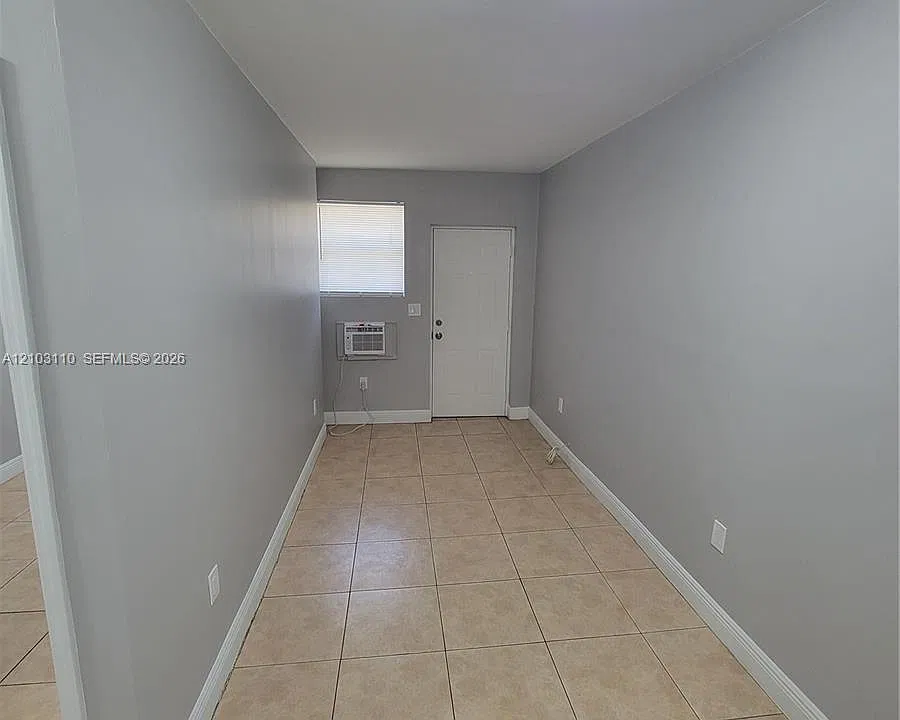 1740 NW 1st Pl #3