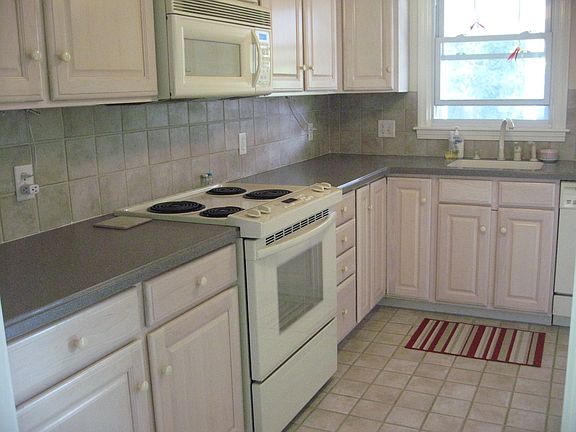 applianced kitchen with dishwasher