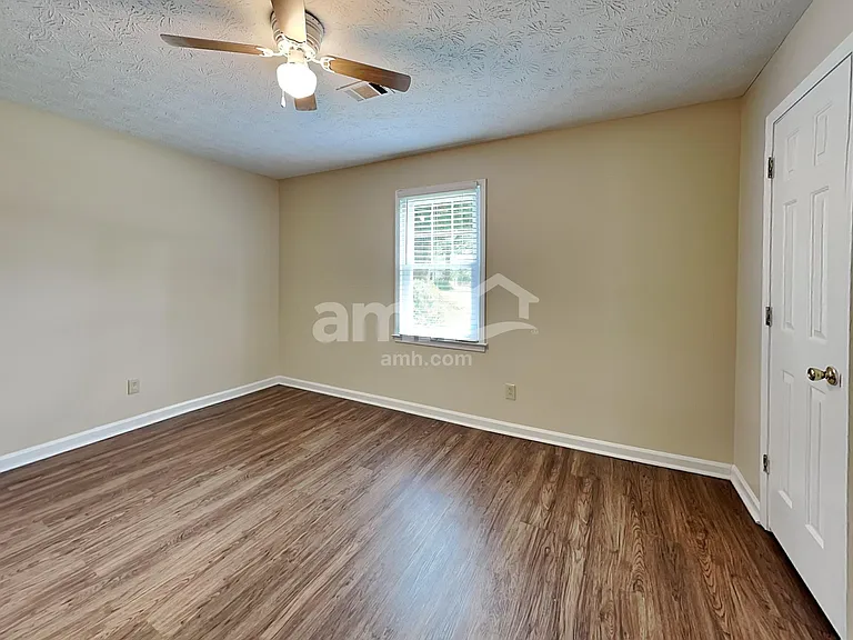 2835 Shane Dr — Photo 19
