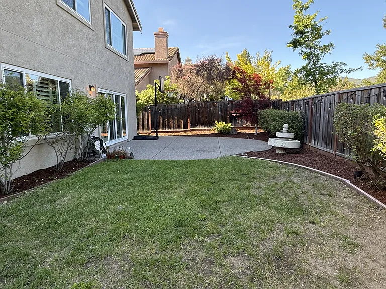 600 Bourne Ct — Photo 38