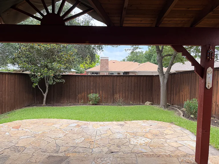 2210 Crystal Creek Ln — Photo 7
