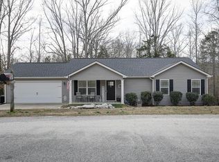 261 Georgia Acres Rd, Gray Court, SC 29645