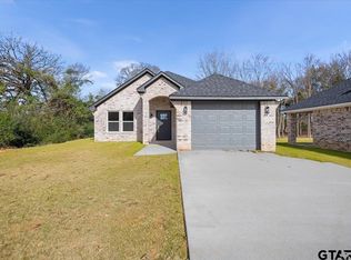 451 W Harmony St, Tyler, TX 75702