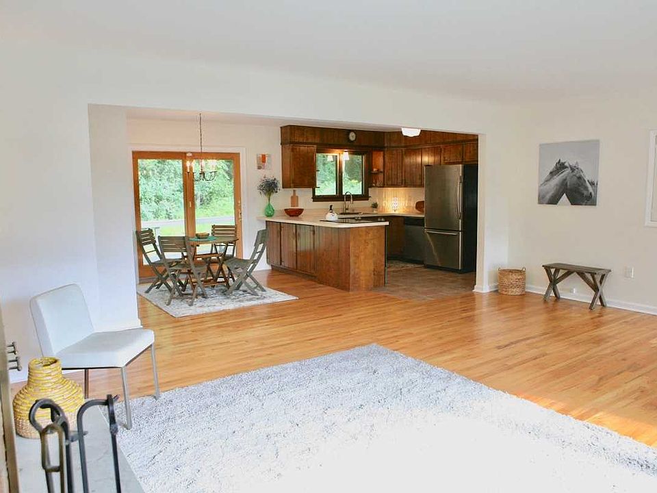 135 Metzger Rd, Red Hook, NY 12571 Zillow