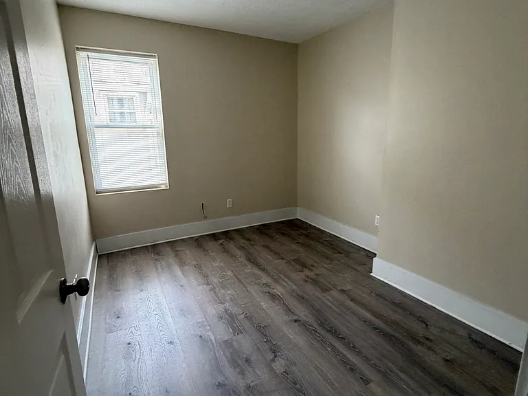 4419 Greenlee Ave #3 — Photo 5
