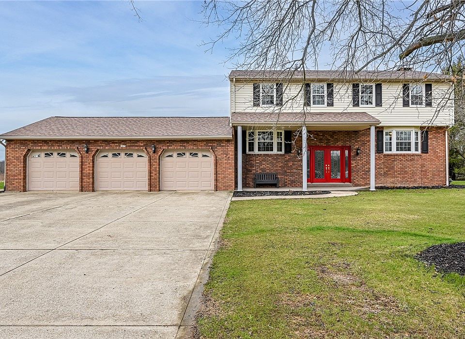 1st image of 27 Kaufman Rd