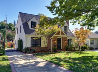 2777 Land Park Dr, Sacramento, CA