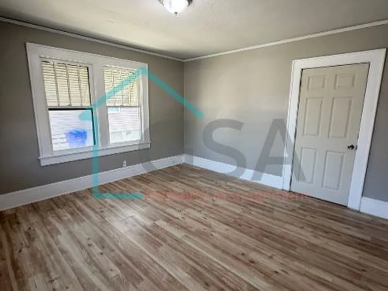 4113 E North St — Photo 32