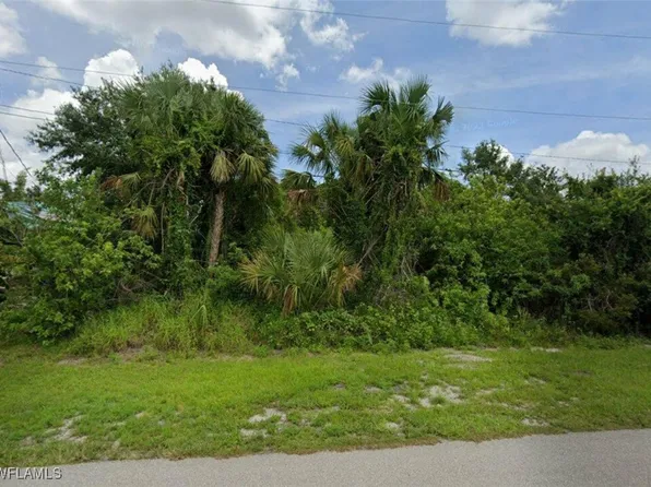 6154 Hepner Ave, Fort Myers, FL 33905