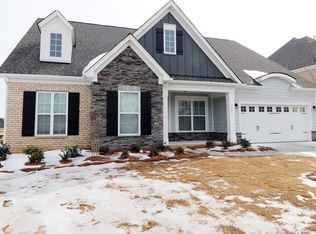 2643 Red Maple Ln, Harrisburg, NC 28075