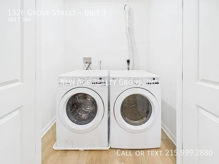 1326 Grove St #3 — Photo 11