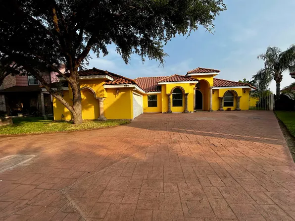 301 Cambridge Loop, Laredo, TX 78045