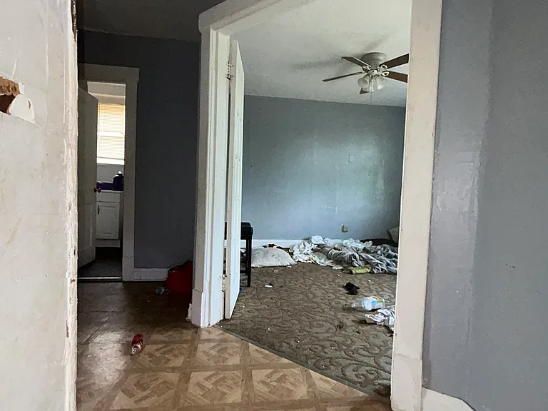5230 Thrush Ave — Photo 11