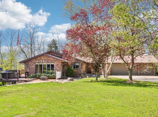 W343N7303 N Pole Ln, Oconomowoc, WI 53066
