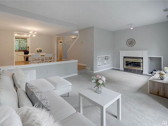 5th image of 10826 NE 35th Pl #29-2
