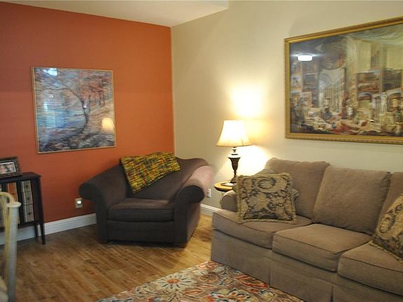 3rd image of 6220 Bentwood Trl APT 905