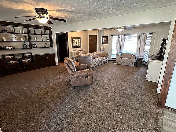 4th image of 2807 McGill Dr