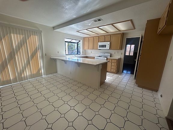 3rd image of 1179 Via San Remo St