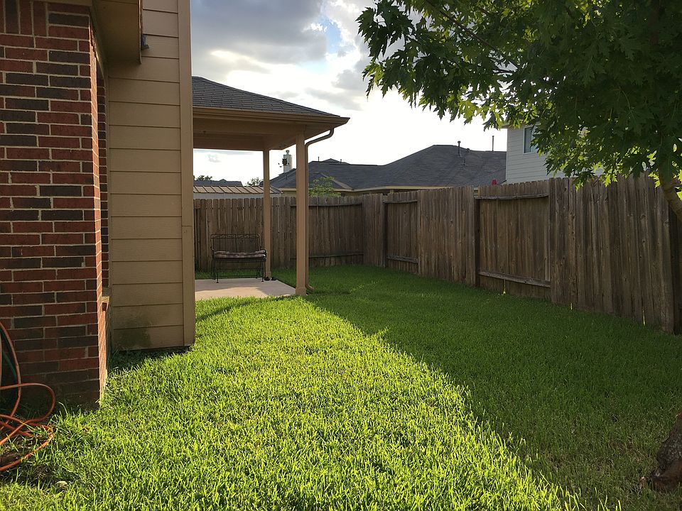 2nd image of 6406 Green Shoals Ln