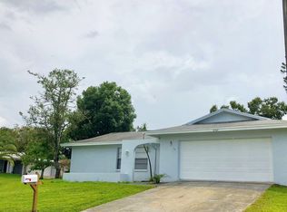 2107 Swan Ln, Safety Harbor, FL 34695