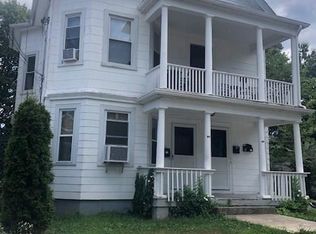 20 Oakdale St, Providence, RI 02908