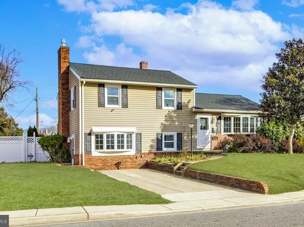 703 Pamela Rd, Glen Burnie, MD 21061