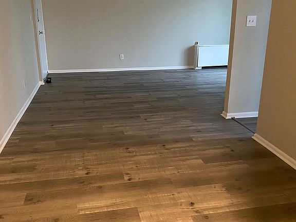 5th image of 4256 Buckman Rd APT 27