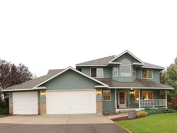4th image of 14918 E 32nd Ave