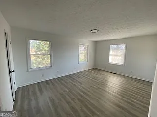 641 Tom Miller Rd — Photo 8