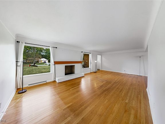 4th image of 10612 Cardinal Ln