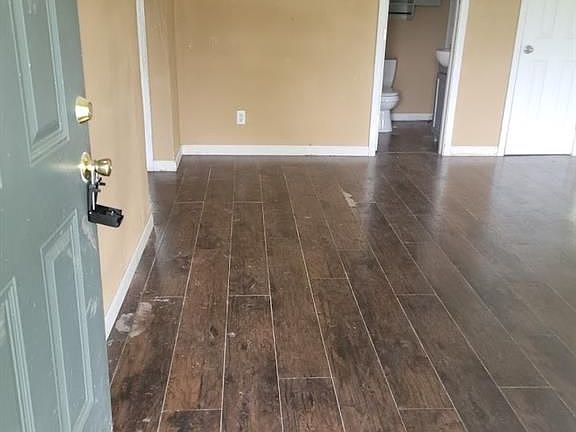 3rd image of 221 Tall Cedar Dr
