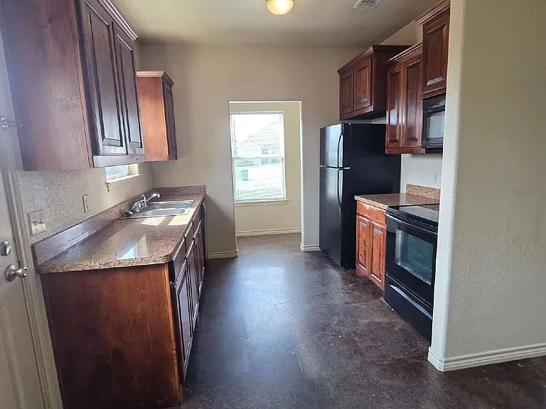 3712 Mandy Dr #1 — Photo 2