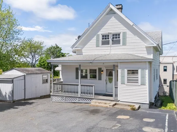 11 Shale St, Worcester, MA 01604
