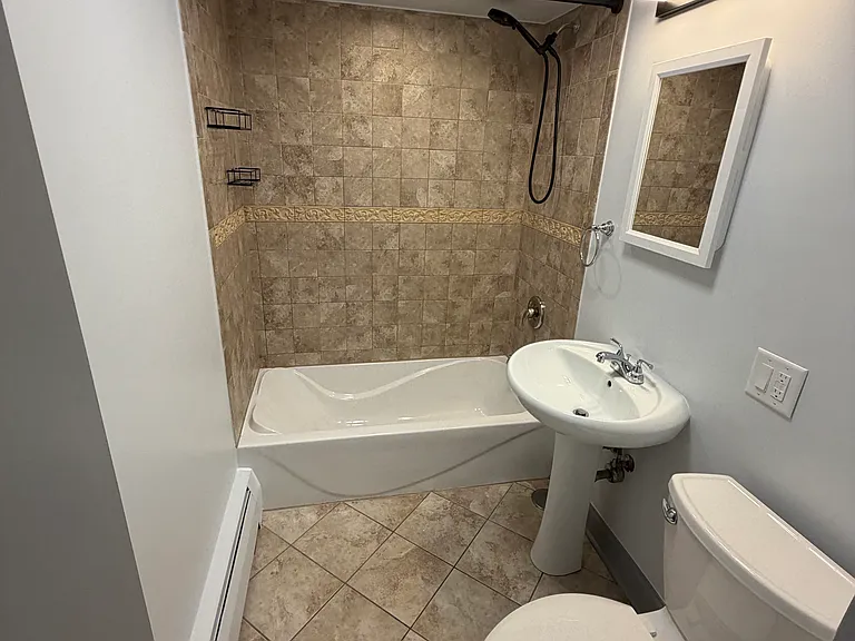5916 N Odell Ave #6B — Photo 8