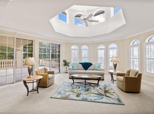 366 5th St S #103, Naples, FL 34102