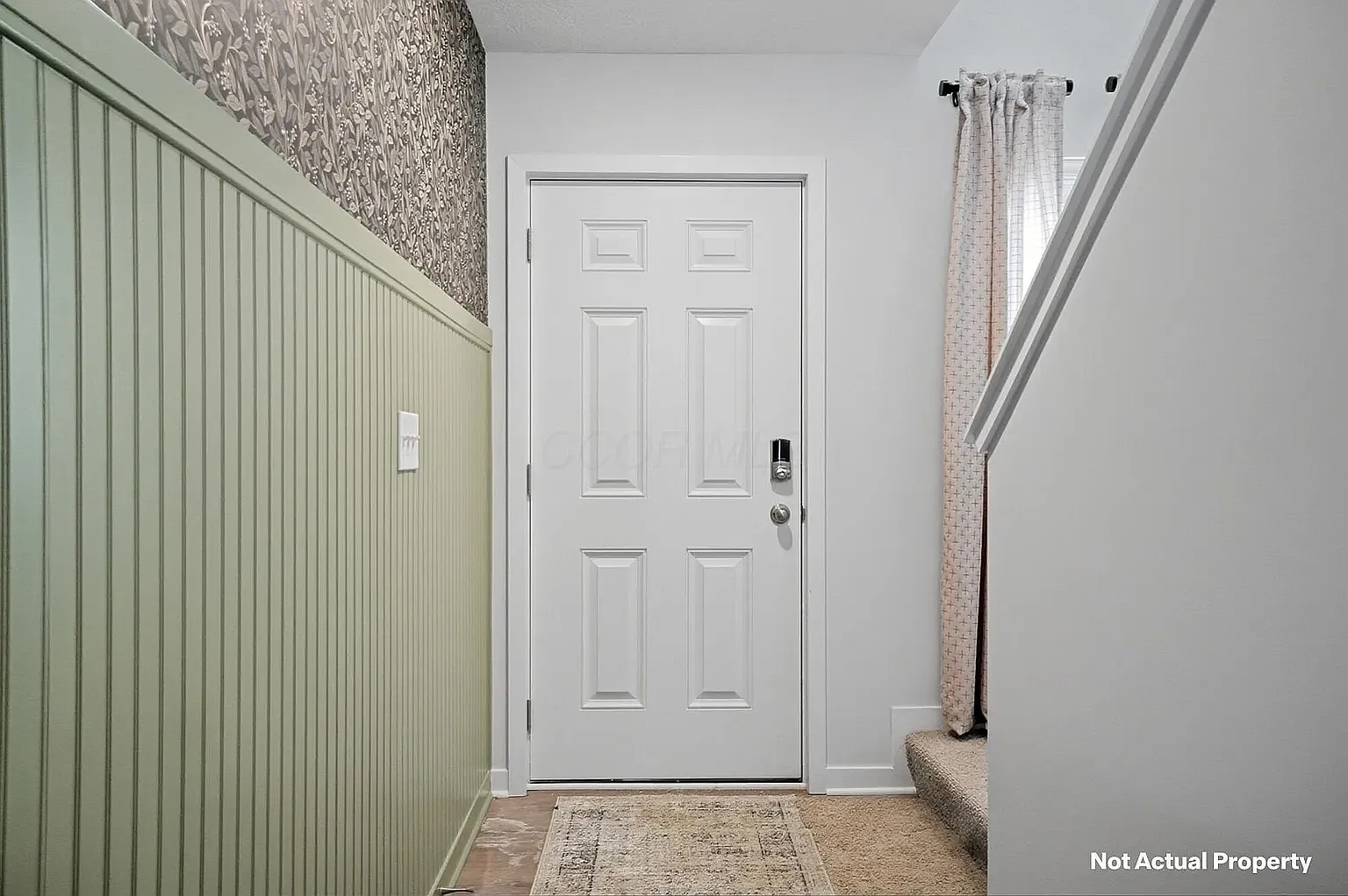 3 bed, 1418 sqft, $2,195 — Photo 3