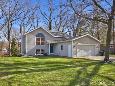 641 Pineview Dr, Holland, MI, 49424