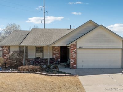 1305 W El Paso St, Broken Arrow, OK, 74012