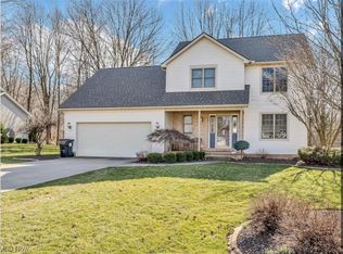 513 Deer Run Dr, Boardman, OH 44512