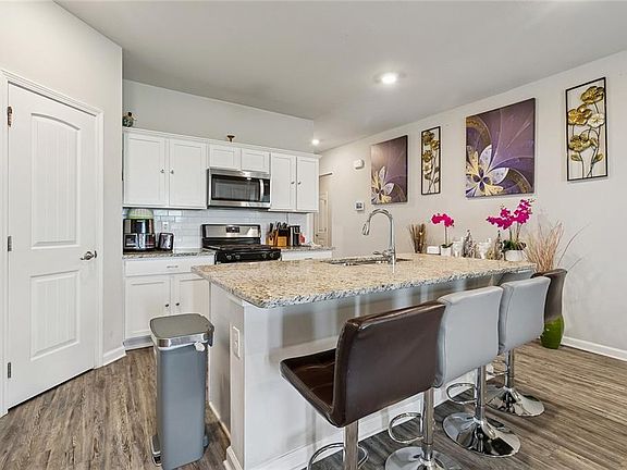 4th image of 5129 Clarkston Grove Dr