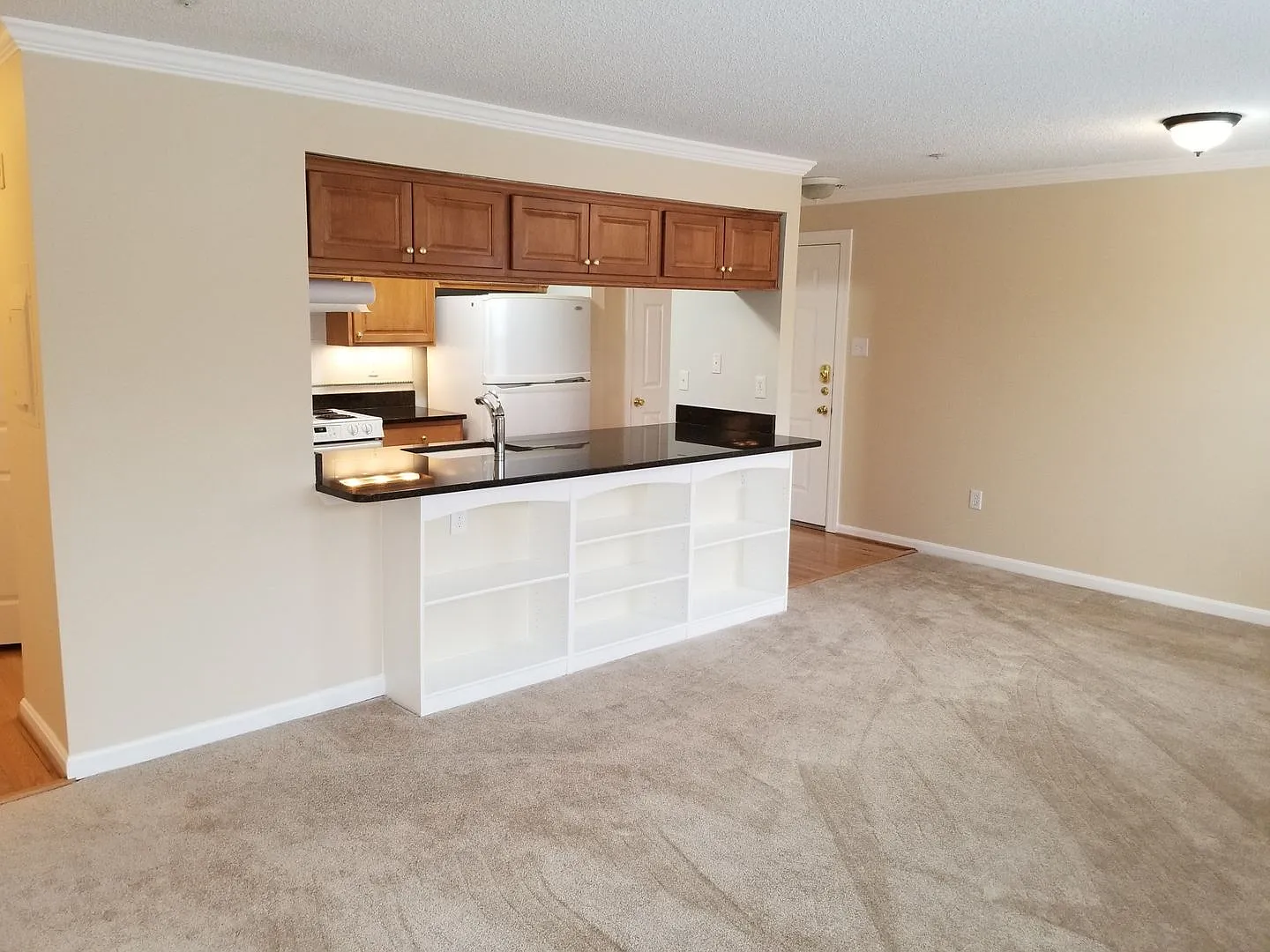 2603 Camelback Lane #5 — Photo 2