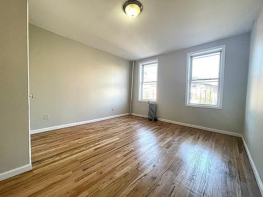 4th image of 43-08 25th Ave #2Z