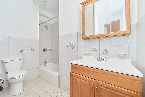 Rented by Compass | media 22