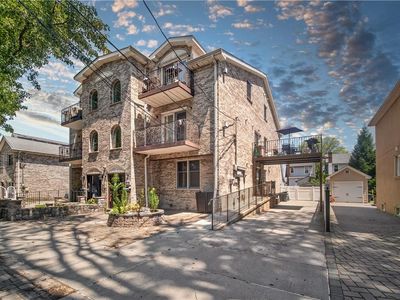 716 Vincent Avenue, Bronx, NY, 10465