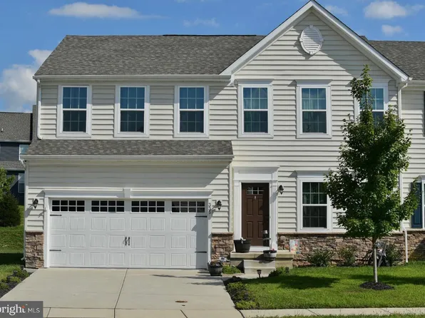 335 Tiger Lily Dr, Middletown, DE 19709