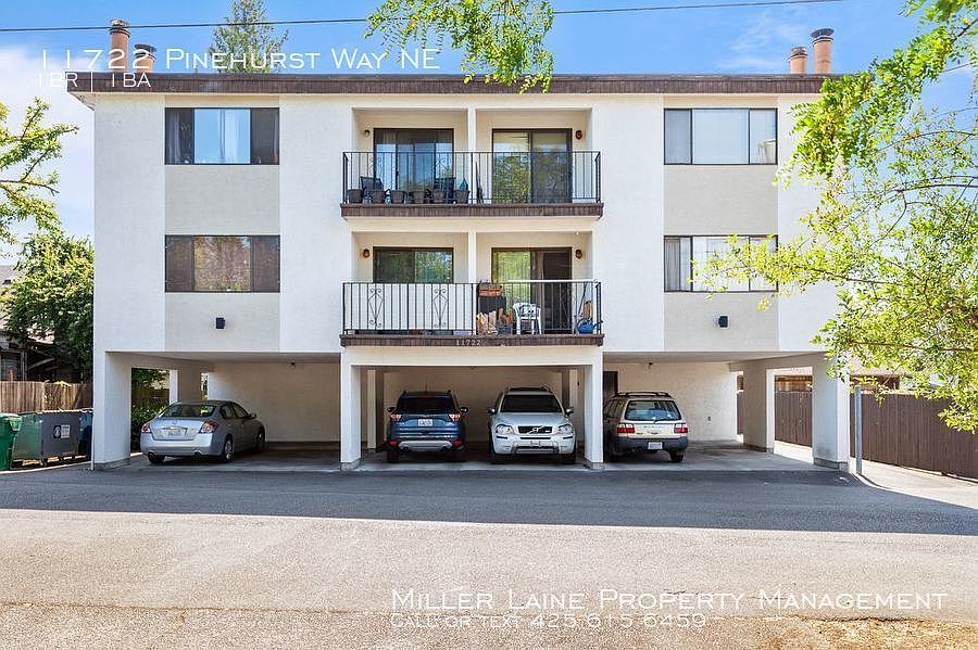 1st image of 11722 Pinehurst Way NE