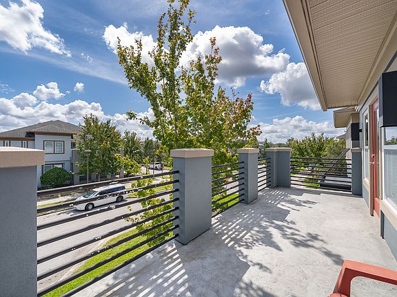 5th image of 14074 Walcott Ave #1