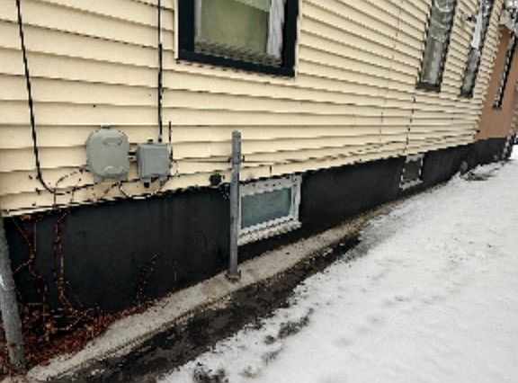 3rd image of 184 6th St